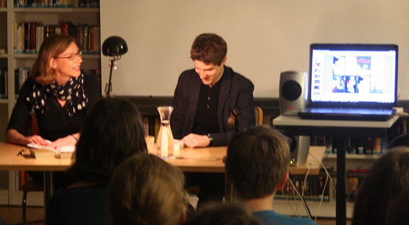 2015 Moderation der Veranstaltungen Movie Stars LIVE mit Benedict Wells u. a. sowie Queens of Crime LIVE mit Heike Eva Schmidt und Monika Feth bei dem 2. Internationalen Jugendliteraturfestival in der Charlotte Dessecker Bücherei Pullach